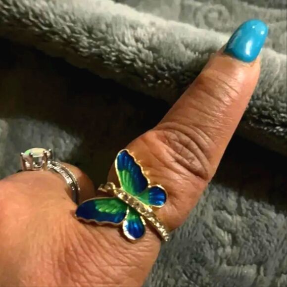 Creative Butterfly Ring sz 7 - Picture 4 of 7